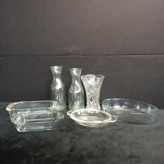 ASSORTED GLASSWARE