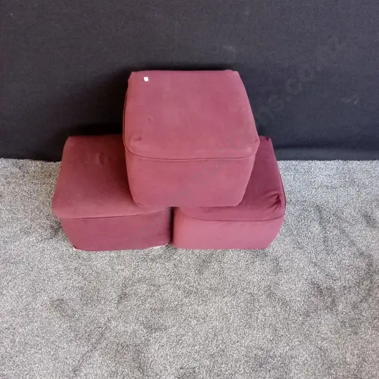 THREE SQUARE MAUVE COLOURED POUFS