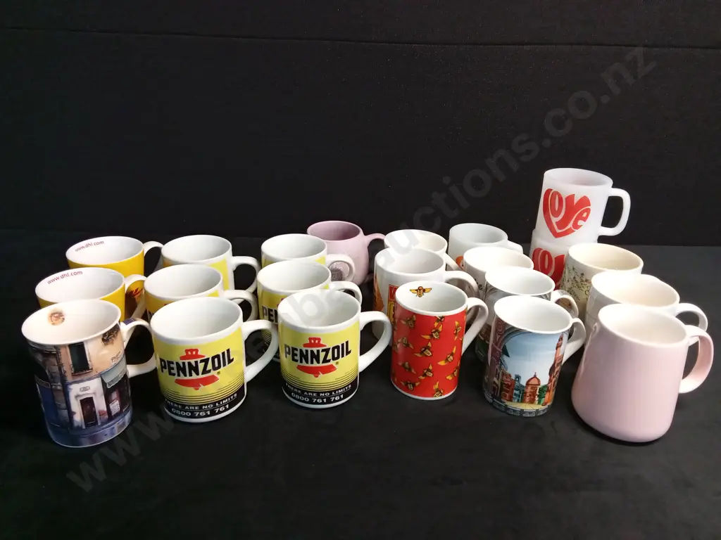 SELECTION OF COFFEE CUPS X 22 Image 1++