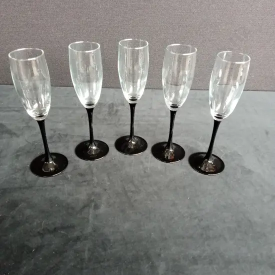 VINTAGE DOMINO CHAMPAGNE FLUTES