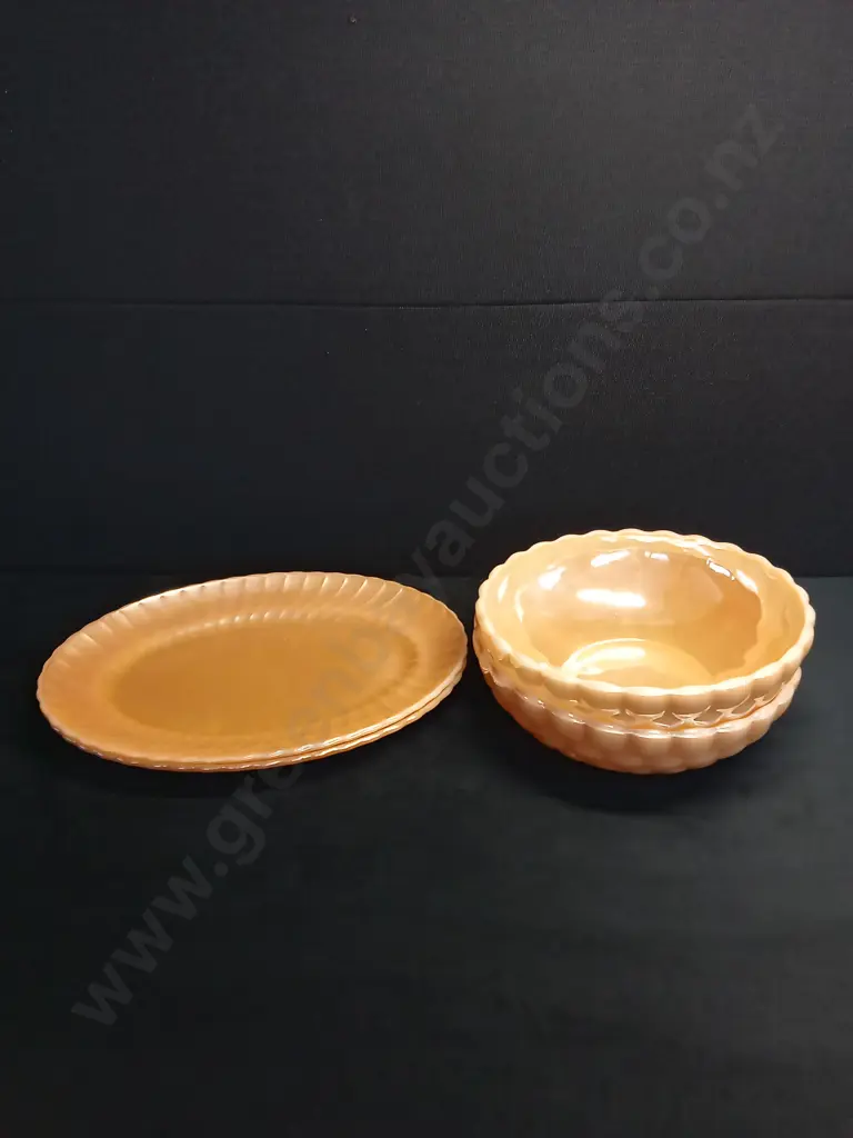 VINTAGE ANCHOR HOCKING BUBBLE BOWLS AND PLATTERS SET Image 1++