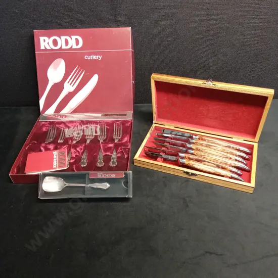 RODD CUTLERY FORKS AND A SPOON WITH STAINLESS STEEL KNIFE SET