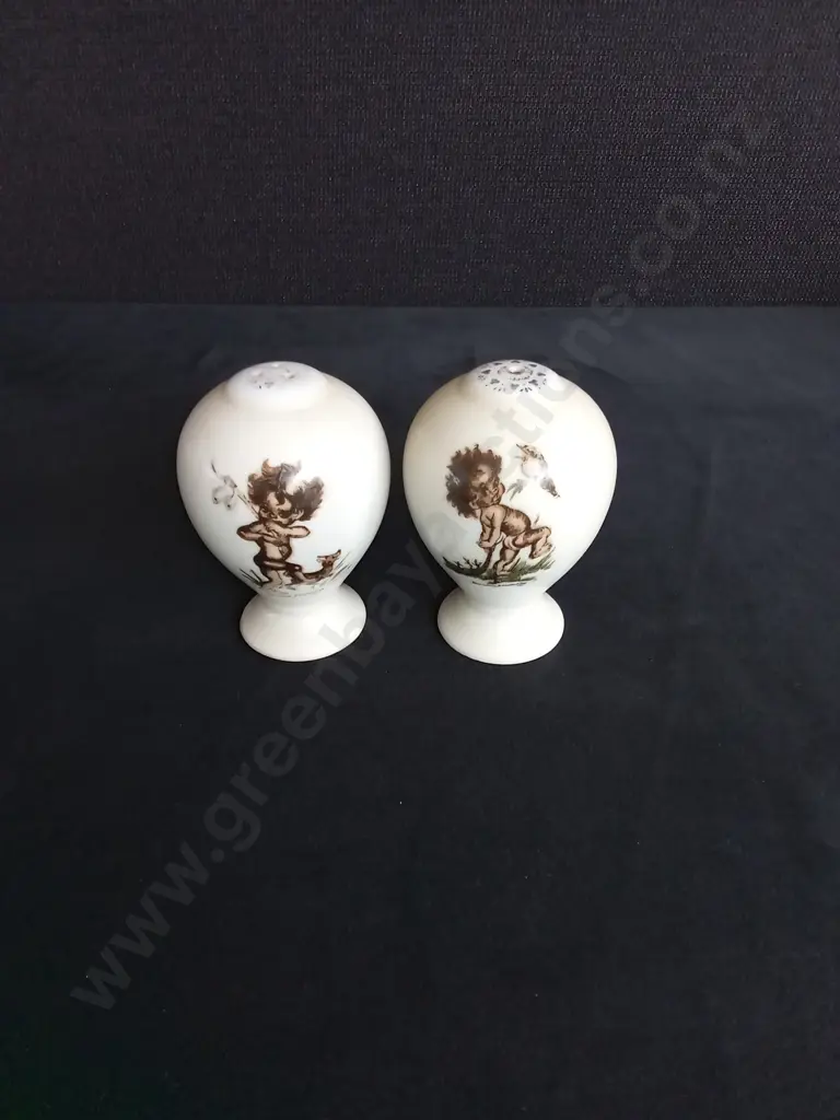 VINTAGE BROWNIE DOWNING SALT AND PEPPER SHAKERS Image 1++