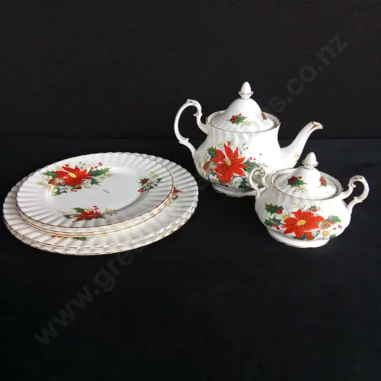ROYAL ALBERT YULETIDE PLATE TEA POT AND SUGAR BOWL