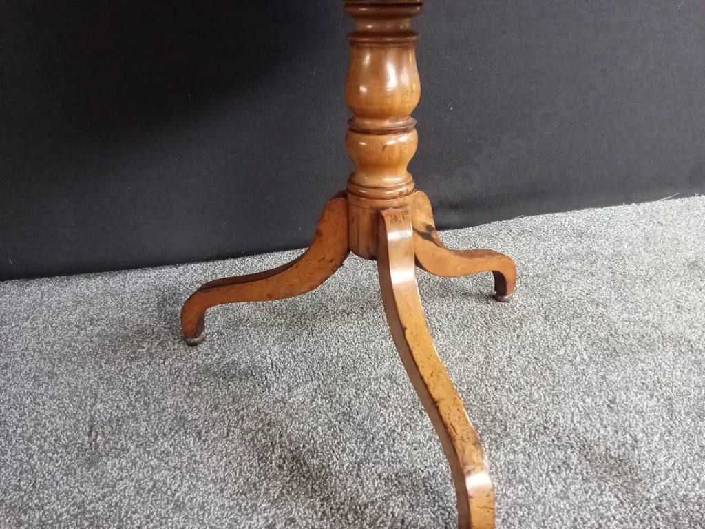 ANTIQUE GEORGIAN STYLE DRUM TABLE WITH TRIPOD BASE ANSD 2 DRAWER ONE EACH SIDE Image 1++