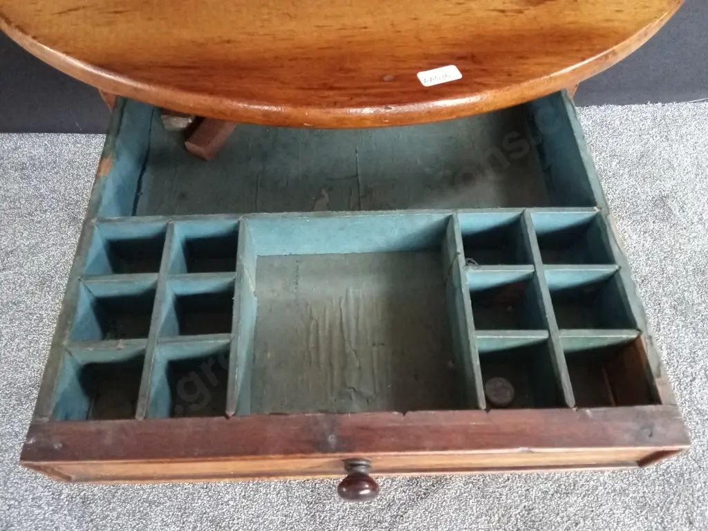 ANTIQUE GEORGIAN STYLE DRUM TABLE WITH TRIPOD BASE ANSD 2 DRAWER ONE EACH SIDE Image 1++