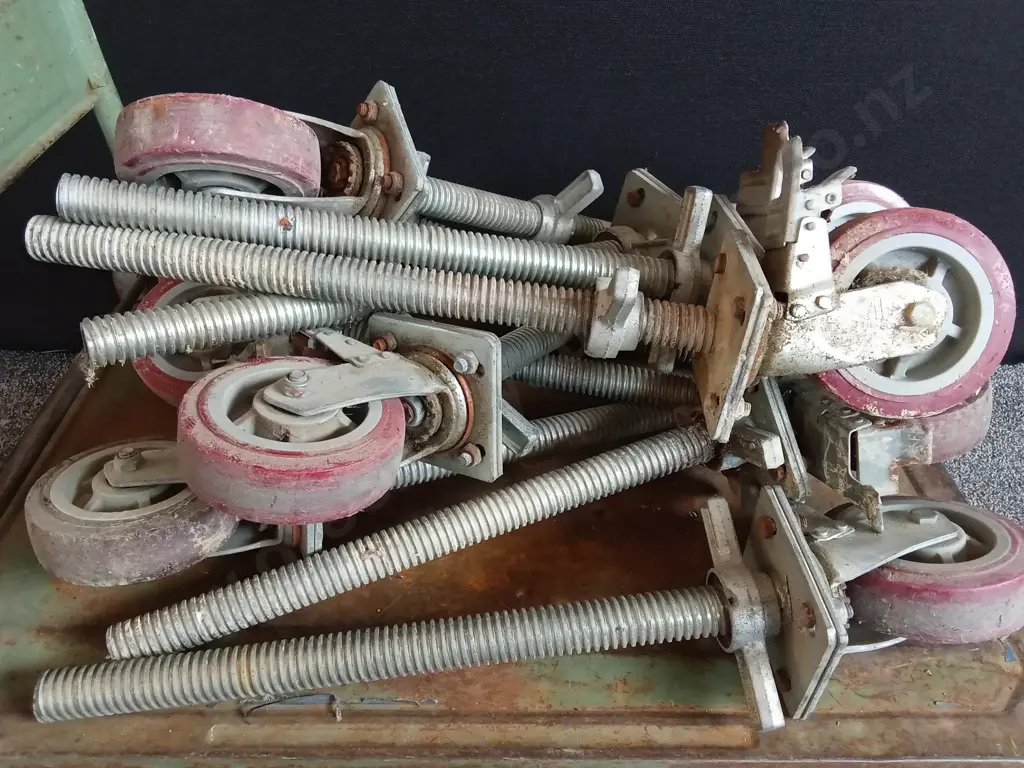 11x ALUMINIUM WHEELS, HEIGHT ADJUSTABLE, FOR MOBILE SCAFFOLD Image 1++