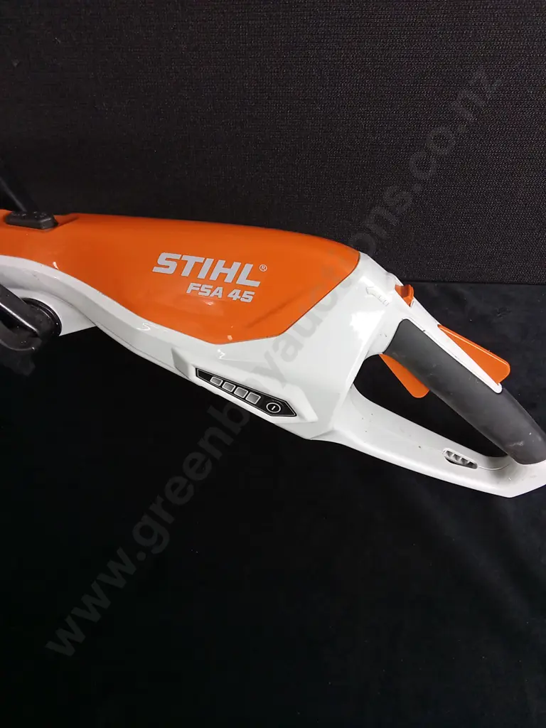 STIHL FSA 45 CORDLESS STRIMMER WITH CHARGER (TESTED WORKING) Image 1++