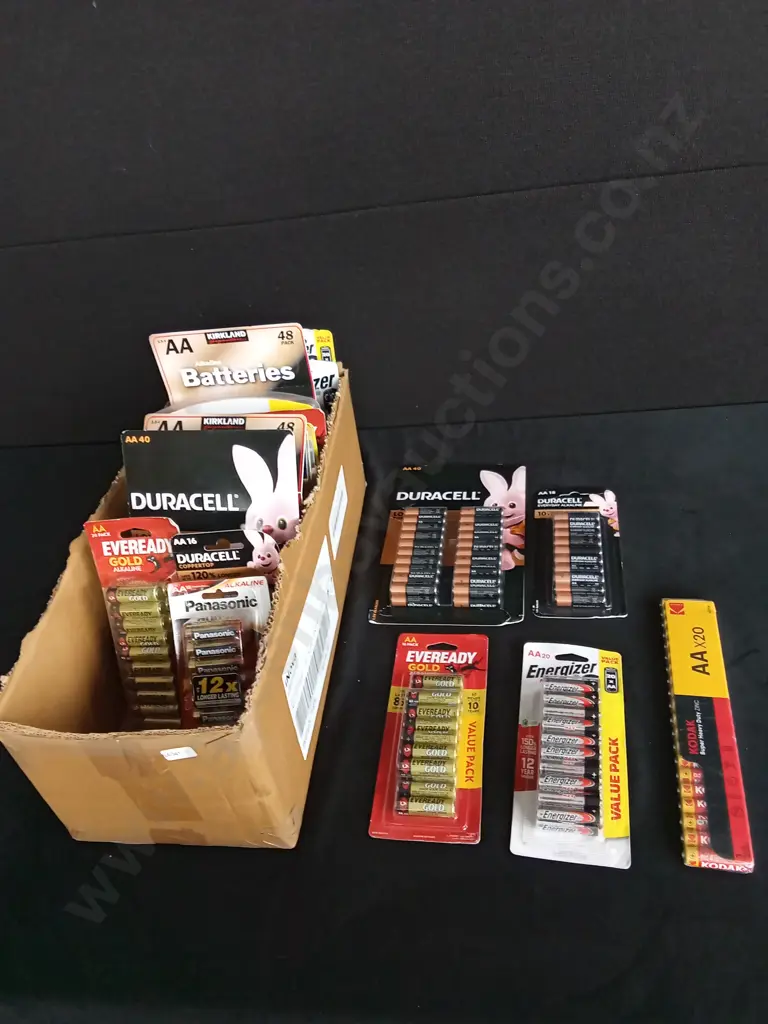 LARGE BOX OF ASSORTED AA BATTERIES Image 1++