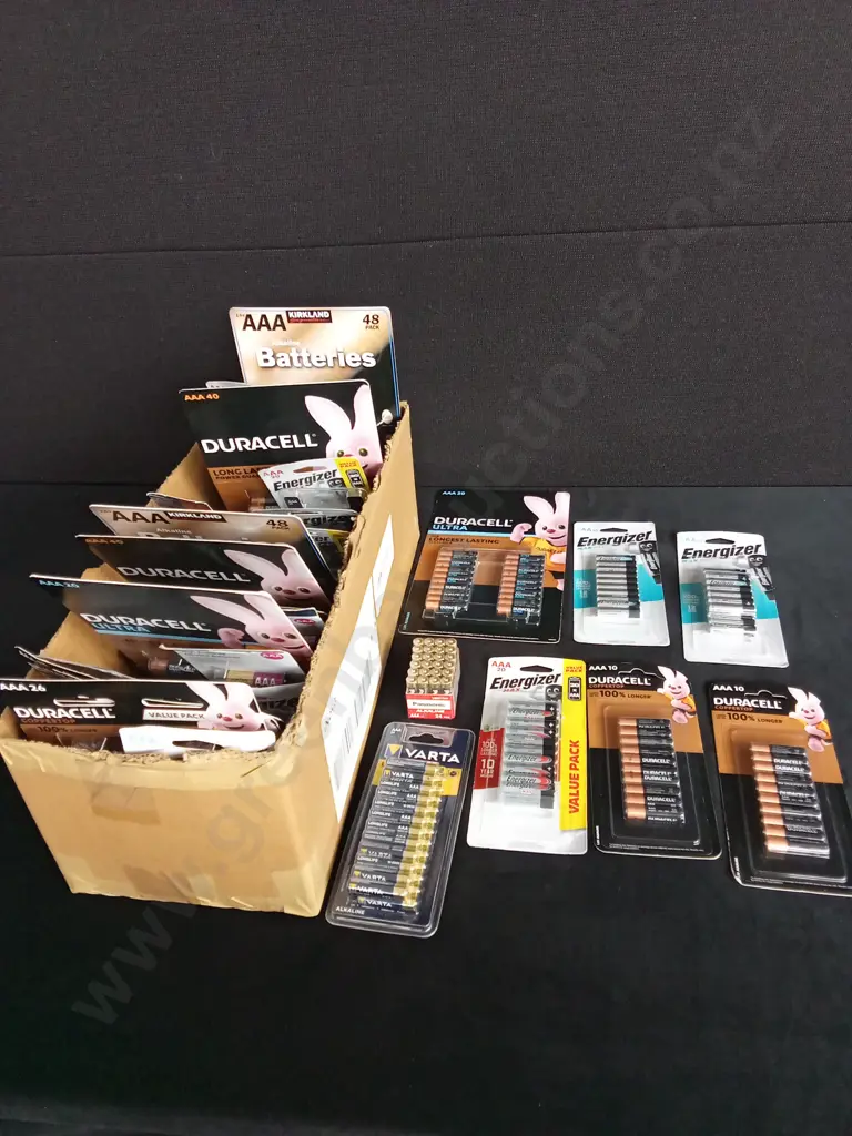 LARGE BOX OF ASSORTED AAA BATTERIES Image 1++