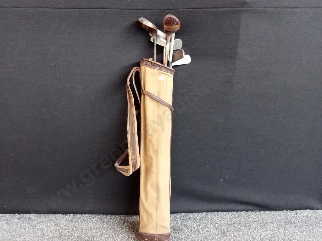 ANTIQUE GOLF CLUB SET, HICKORY SHAFTED WOODS AND PUTTERS. 6,5,4,3 & 2 IRONS Image 1++