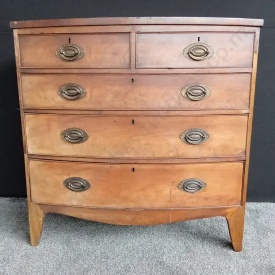 ANTIQUE BOW FRONT CHEST OF DRAWERS BOOK MATCHED VENEER 1.02mH X 1.02M W LOCKS -NO KEYS (DAMAGED, REAR LEFT LEG BROKEN)