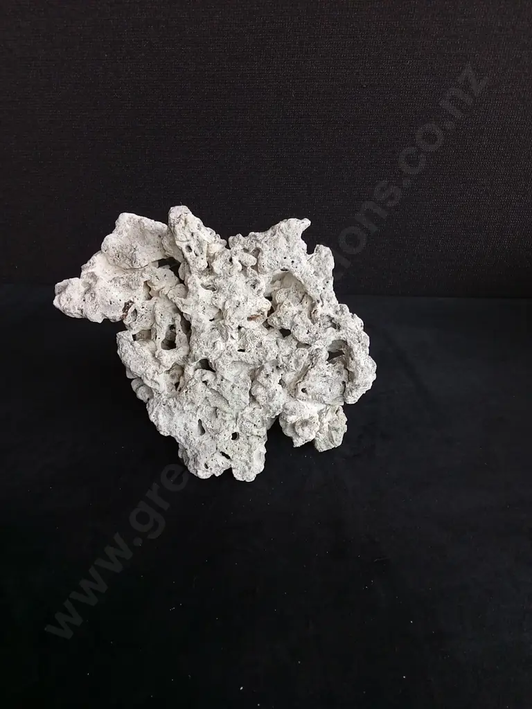 VINTAGE MOTHER OF PARK NAPKIN HOLDERS AND RAIN COAL Image 1++