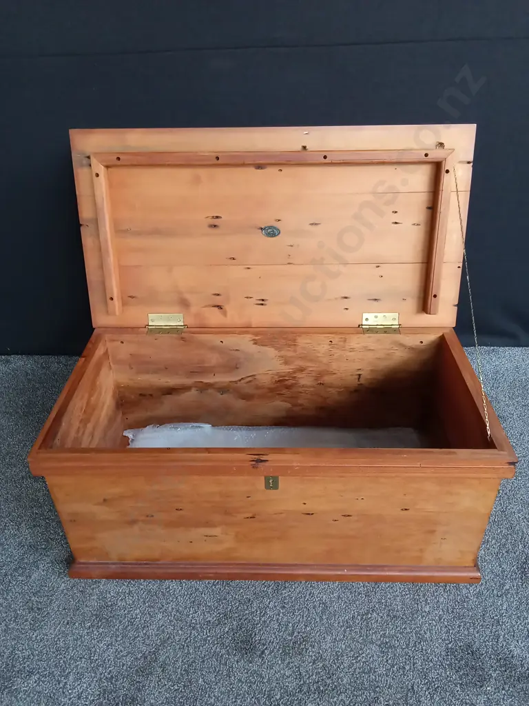 WOODEN CHEST L 1.3M D .53M H .44M Image 1++