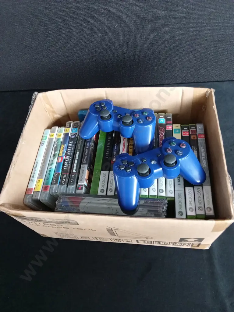 COLLECTION OF XBOX360 PS2 AND PS3 GAMES WITH 2 CONTROLLERS Image 1++