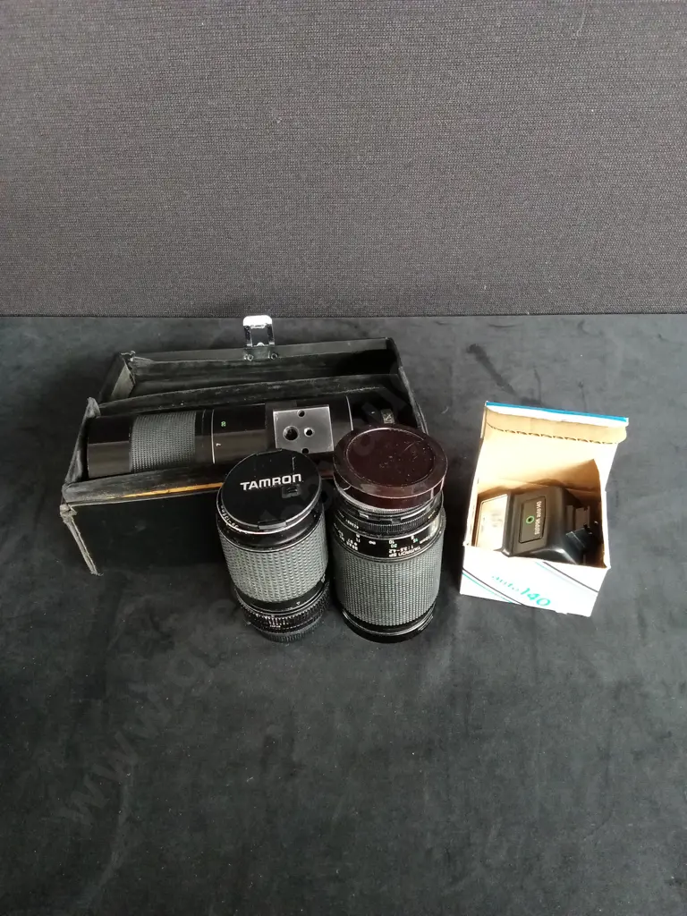 3 VINTAGE CAMERA LENSES AND A FLASH Image 1++
