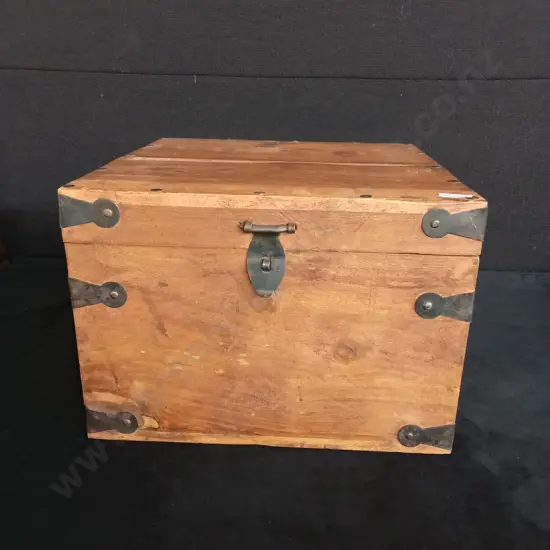 ANTIQUE WOODEN CHEST 33.5 X 33.5 X 23cm