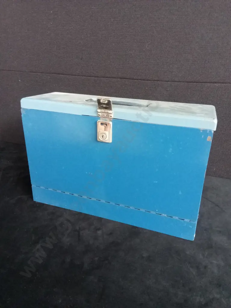 VINTAGE BLUE METAL FILE BOX Image 1++