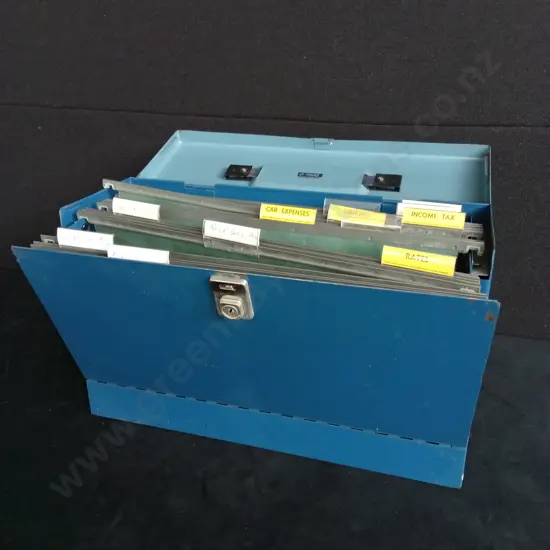 VINTAGE BLUE METAL FILE BOX