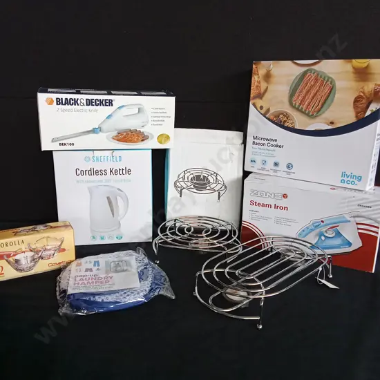 BOX OF ASSORTED ITEMS X 9