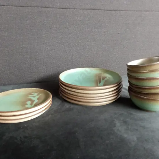 HANDMADE CERAMIC PLATE AND BOWL SET