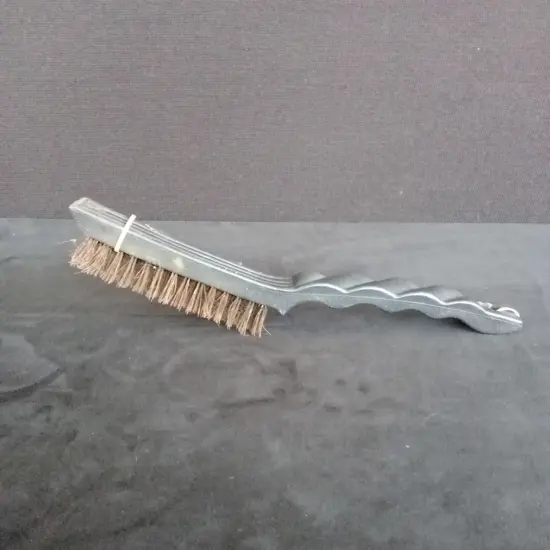 WIRE BRUSH