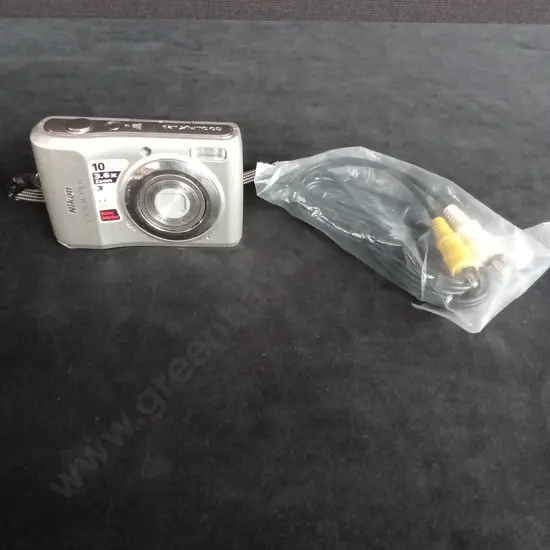 NIKON COOLPIX L20 - BOXED