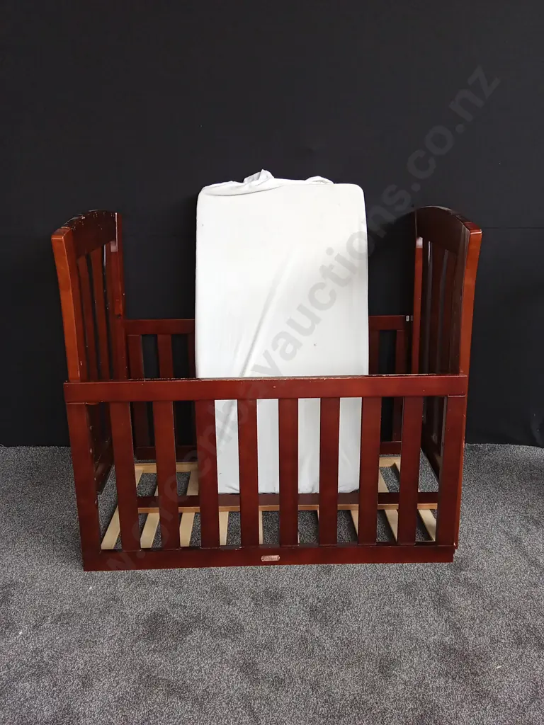 LOVE N CARE COT WITH MATRESS DISMANTLED Image 1++