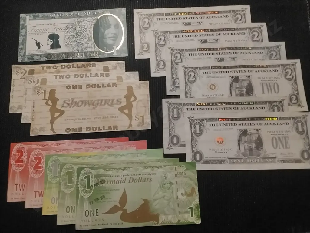 VARIOUS NOVELTY NOTES NOT LEGAL TENDER SHOWGIRLS, MERMAIDS, FEMME FATALE AND THE WHITEHOUSE Image 1++