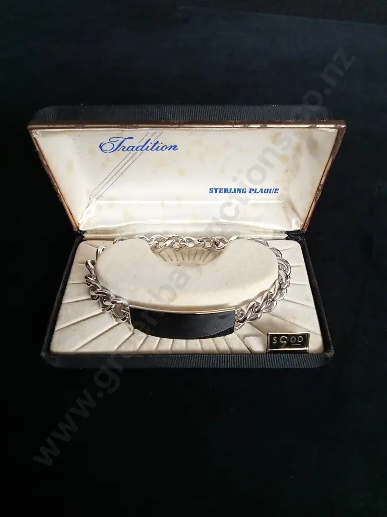 TRADITION STERLING SILVER PLAQUE BRACELET Image 1++