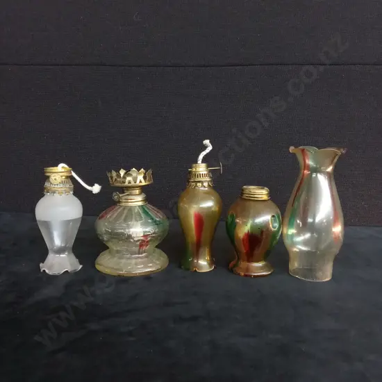 ASSORTED VINTAGE OIL LAMPS X 5