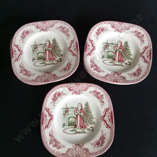 JOHNSON BROTHERS OLD BRITAIN CASTLES PINK CHRISTMAS SQUARE PLATES X 8