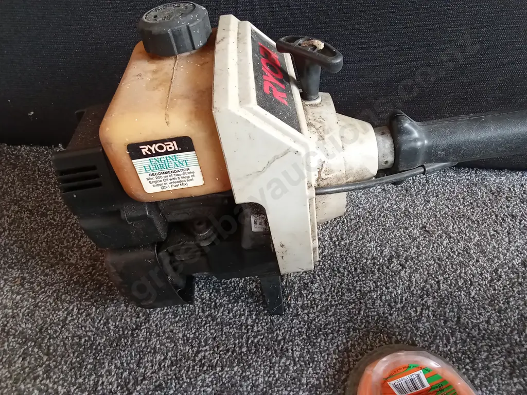 RYOBI PETROL LINE TRIMMER &HOMELITE ELECTRIC BLOWER VAC Image 1++