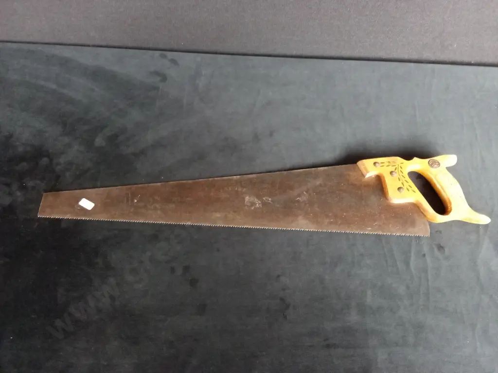 VINTAGE 66CM HANDSAW Image 1++