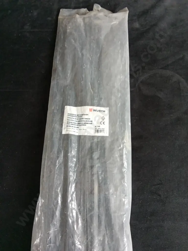 FALL ARREST, CARAVAN TO HOME RCD, BOAT DASHBOARD, MOBILITY HANDLE, 54CM ZIP TIES AND ROPE IN BOX Image 1++