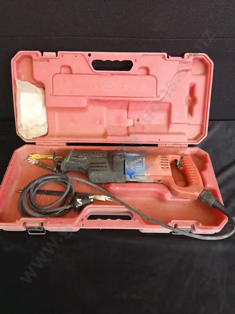 MILWAUKEE CORDED ORBITAL SUPER SAWSALL IN CASE TESTED WORKING Image 1++