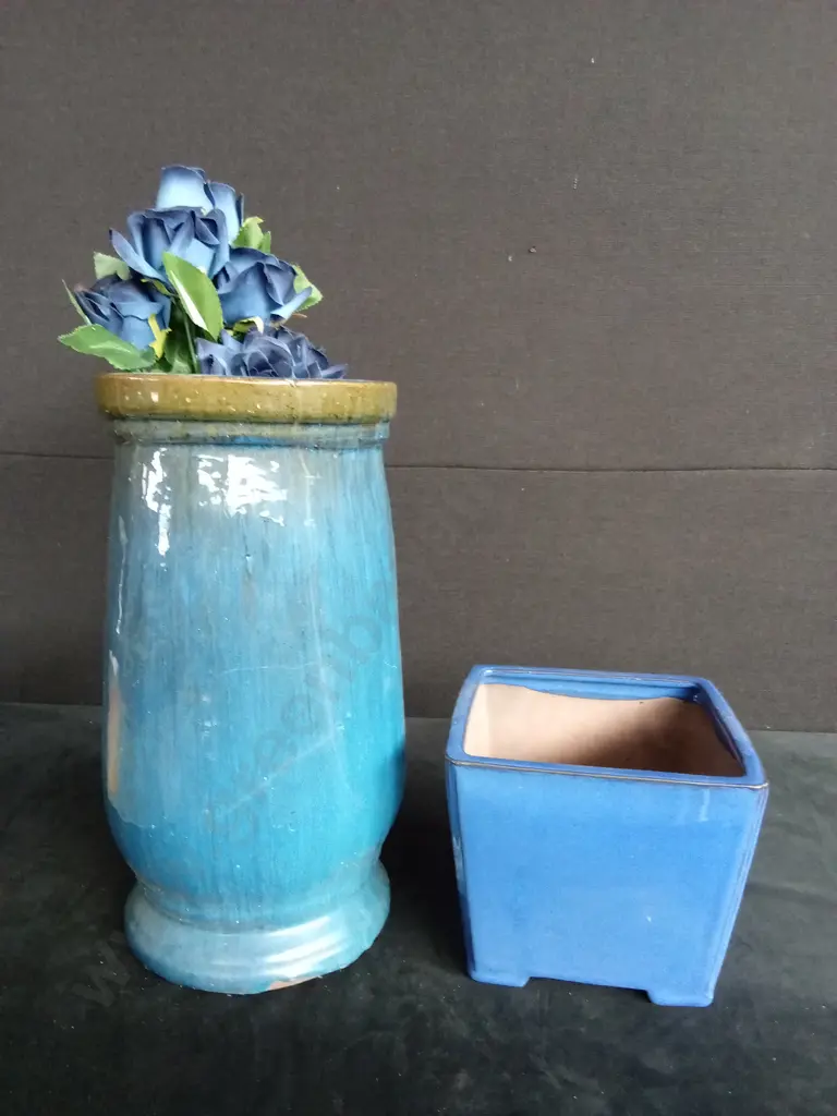 2 BLUE VASES Image 1++