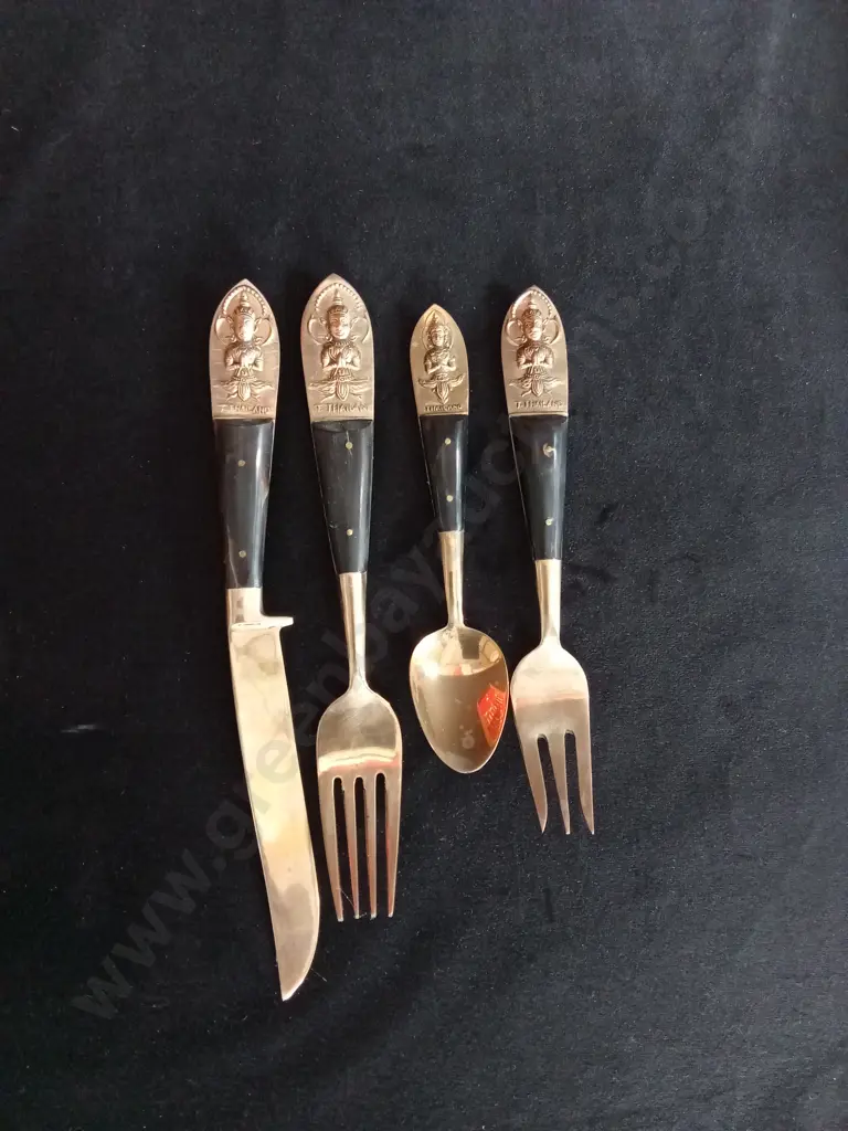 VINTAGE THAILAND CUTLERY SET COMPLETE 100 PIECES IN PRESENTATION CASE Image 1++