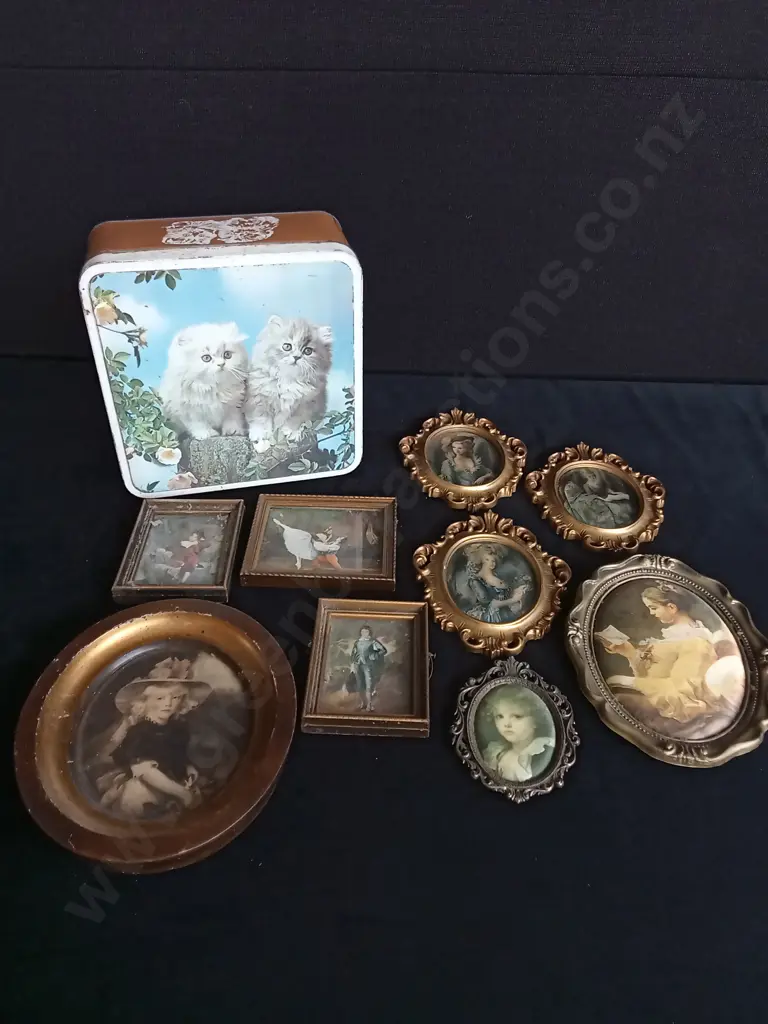 VINTAGE PHOTO FRAMES X 9 AND CAT TIN Image 1++