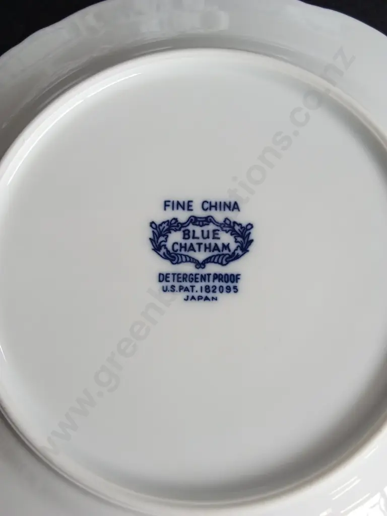 LARGE VINTAGE BLUE CHATHAM FINE CHINA DINING SET 3 PHOTOS Image 1++