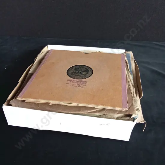 COLLECTION OF VINTAGE RECORDS - STAMPED CITY HALL, HULL