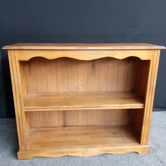 WOODEN DISPLAY CABINET L124CM H112CM D40CM