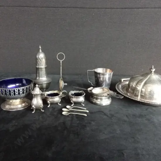 COLLECTION OF VINTAGE PLATED SLIVERWARE