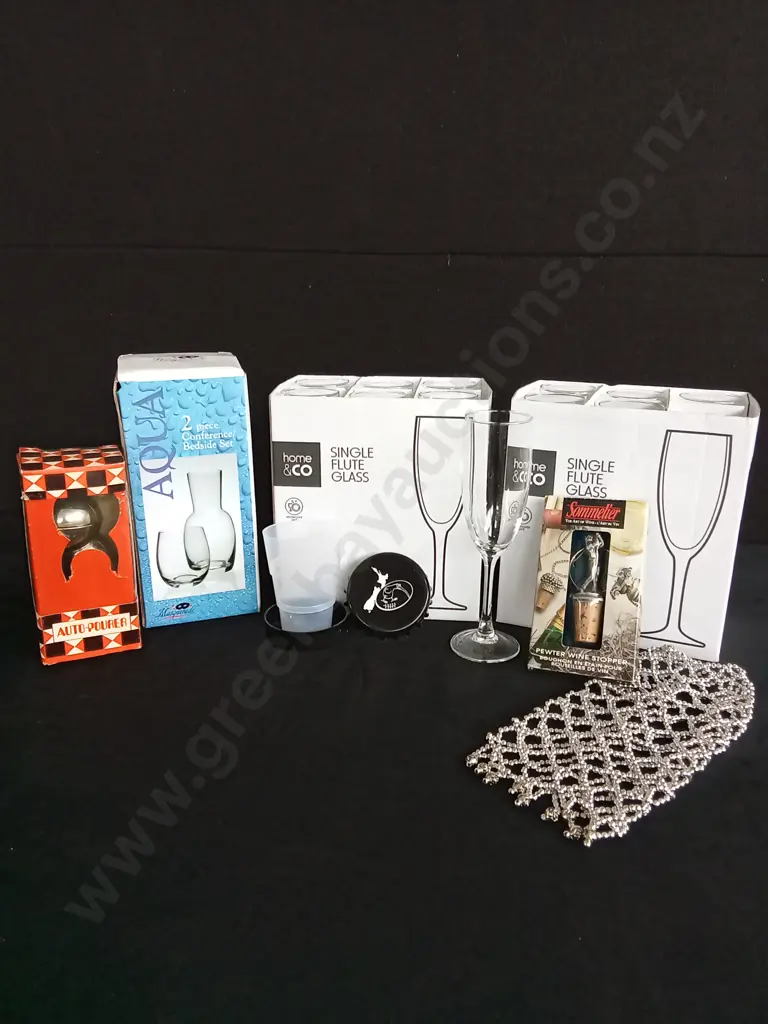 GLASSES AND ASSORTED WINE TOOLS AND ACCESSORIES Image 1++
