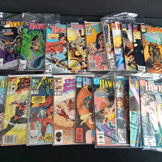 COLLECTION OF VINTAGE MARVEL AND DC COMICS X 19