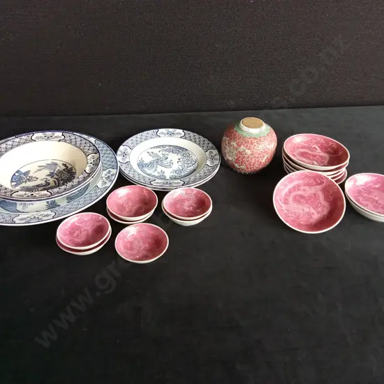CHINESE PORCELAIN BOWL SET AND WOOD & SONS PLATES