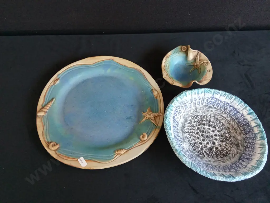 DRAGON-WORX POTTERY SET AND BORROWED EARTH BOWL Image 1++