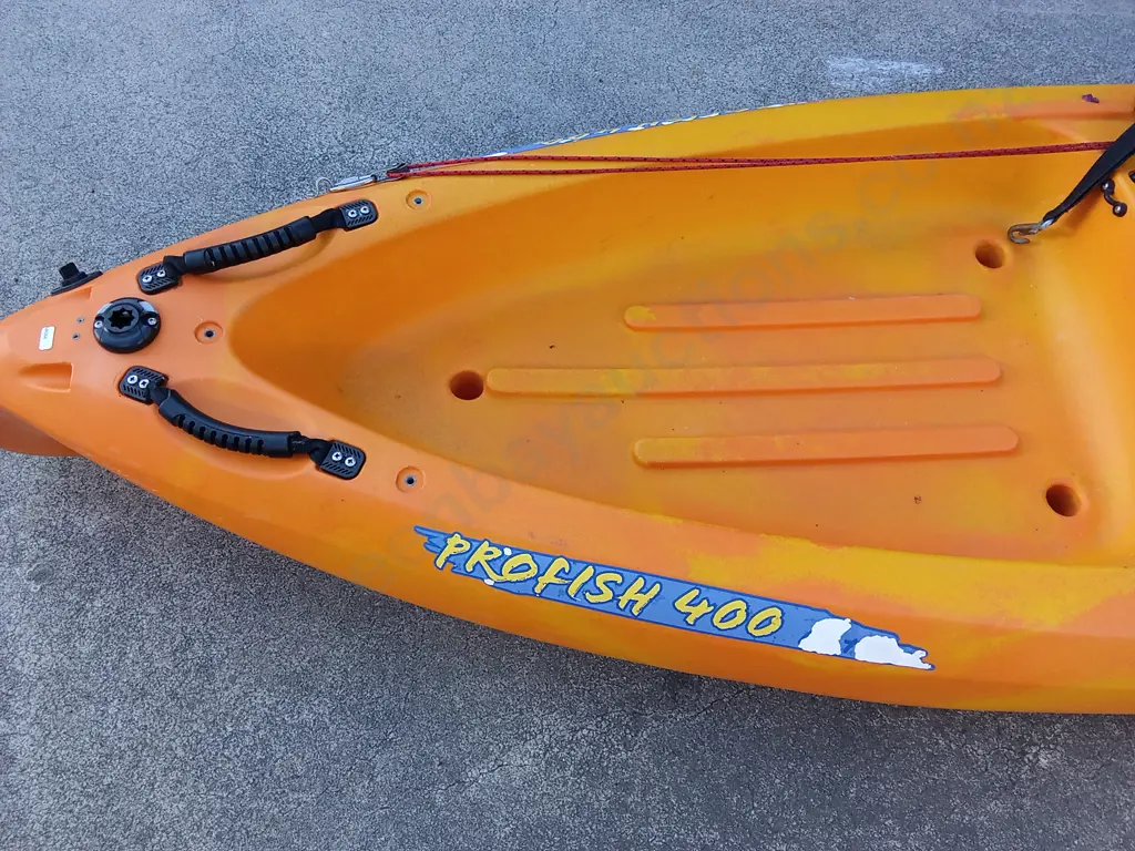 VIKING PROFISH 400 FISHING KAYAK INCLUDES GARMIN ECHO 101 FISH FINDER, 2 PIECE PADDLE, TROLLEY AND SEATBACK Image 1++