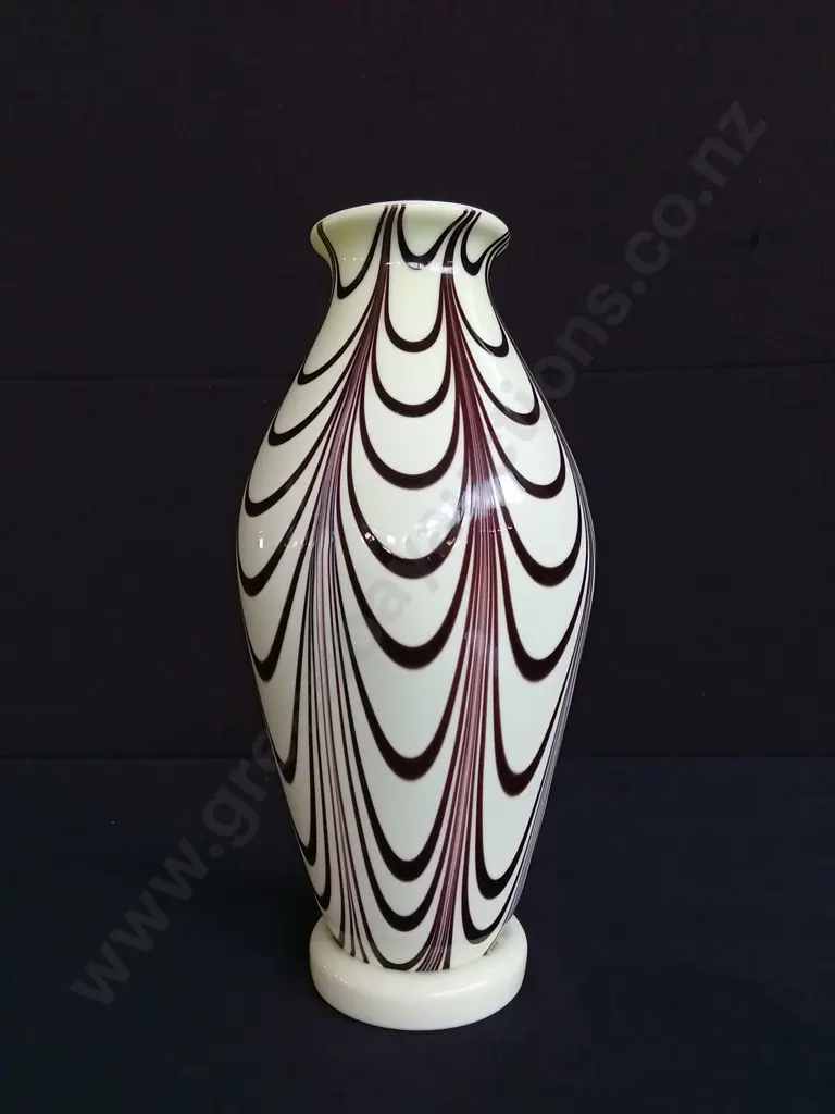 VINTAGE BLOWN GLASS VASE OF EUROPEAN ORIGIN H 34CM Image 1++