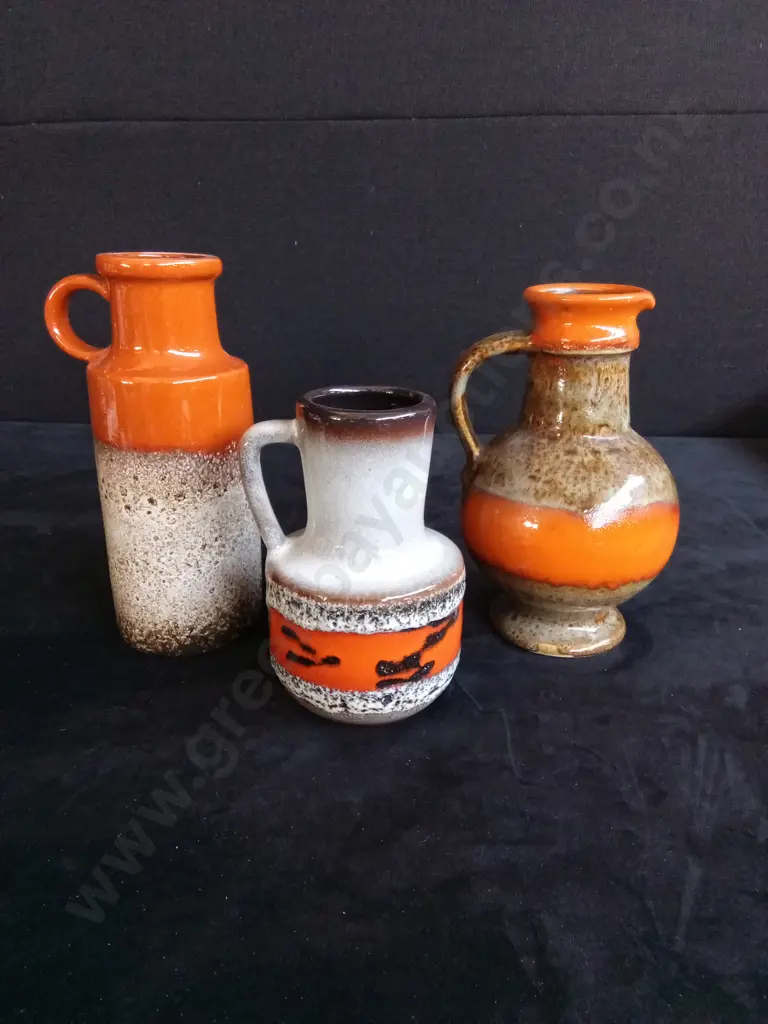 VINTAGE SET OF GERMAN POTTERY PITCHERS Image 1++